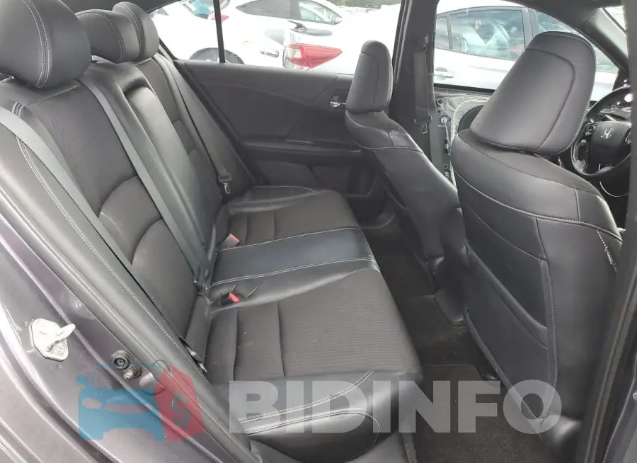 1HGCR2F50GA072016 Photo# 10
