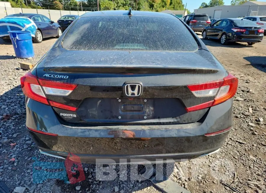 1HGCV1F18JA242018 Photo# 6