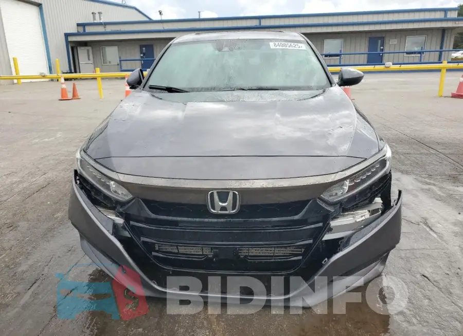 1HGCV2F33KA035433 Photo# 5
