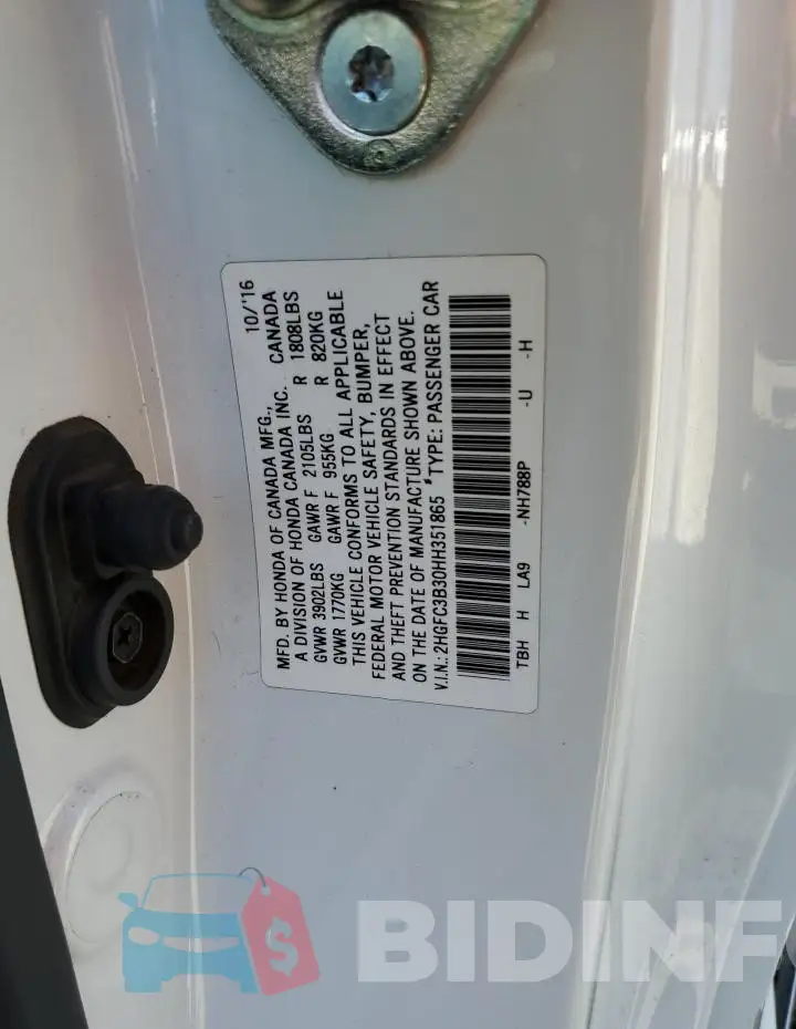 2HGFC3B30HH351865 Photo# 12