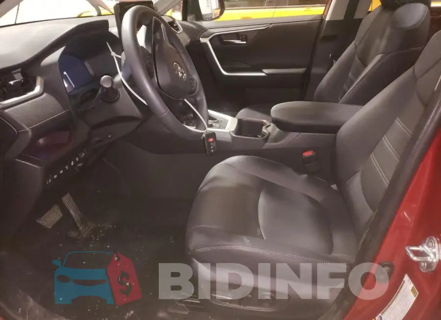 JTMD6RFVXRD129652 Photo# 7