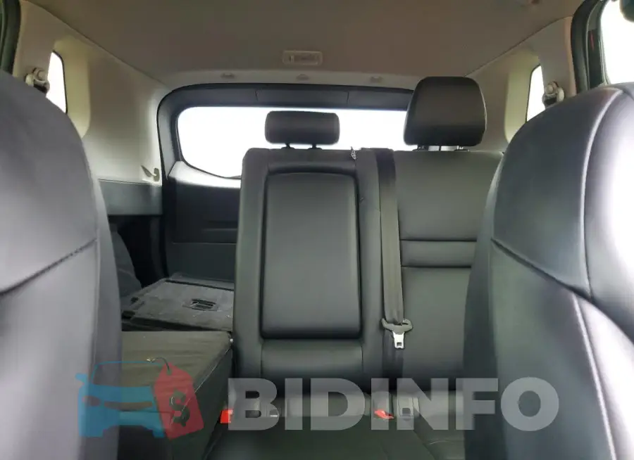 JN8BT3BA2RW350185 Photo# 10