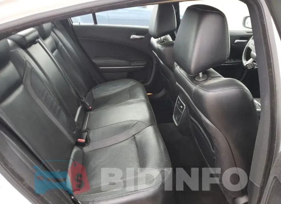 2C3CDXJG6GH127609 Photo# 10