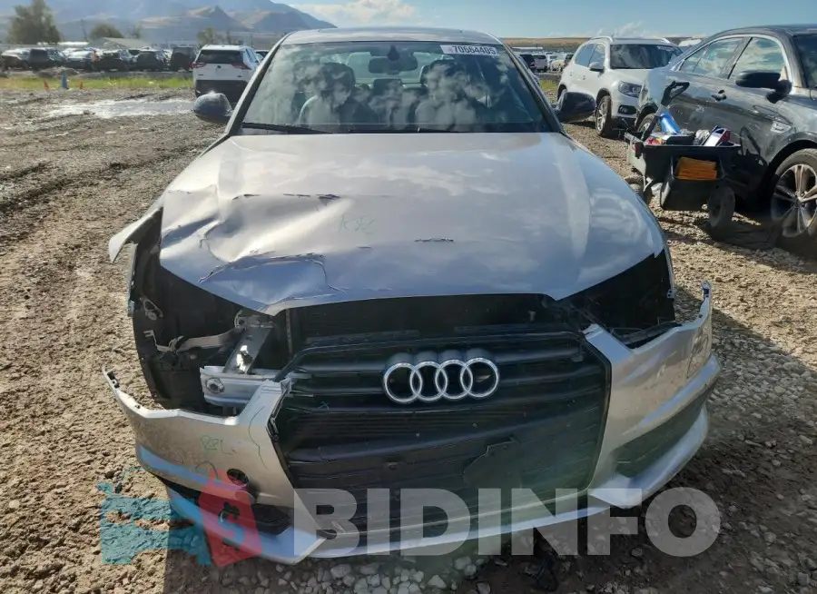WAUF8AFC4JN082732 Photo# 5