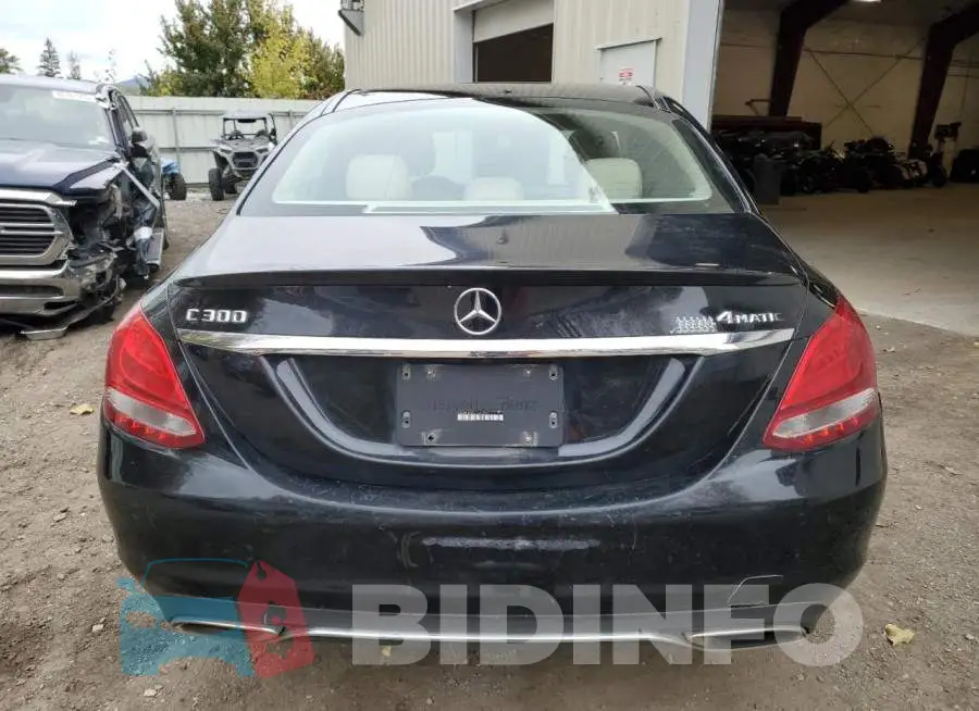 55SWF4KB3GU141704 Photo# 6