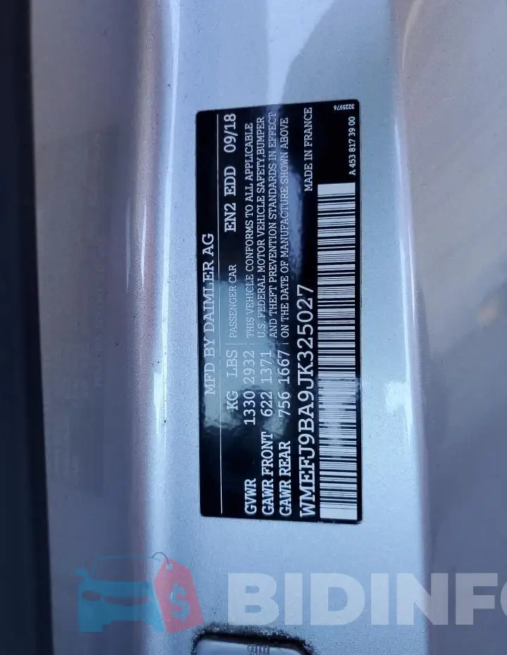 WMEFJ9BA9JK325027 Photo# 13
