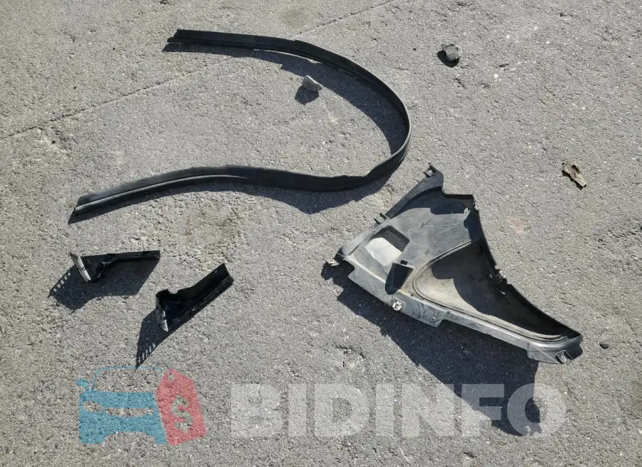 WBA8E3G56GNT74761 Photo# 12
