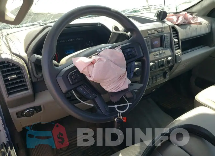 1FDRF3BT9NEE69768 Photo# 8