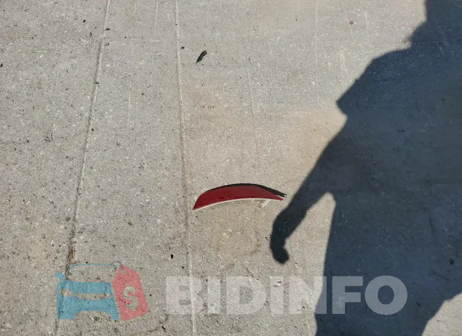 1FMCU0GD2HUD74913 Photo# 13