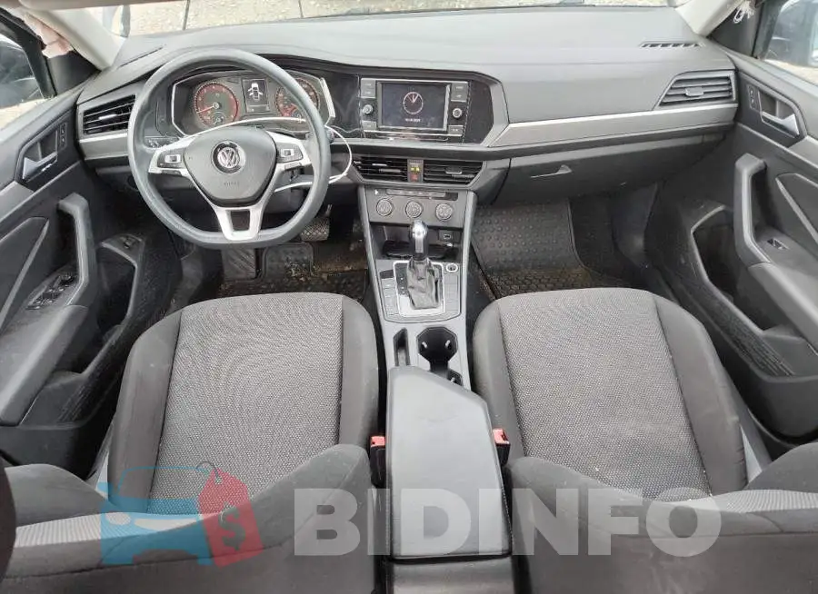 3VWCB7BU3KM167918 Photo# 8