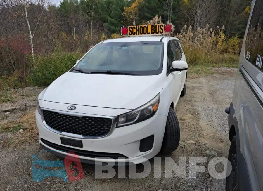 KNDMA5C1XG6185696 Photo# 2