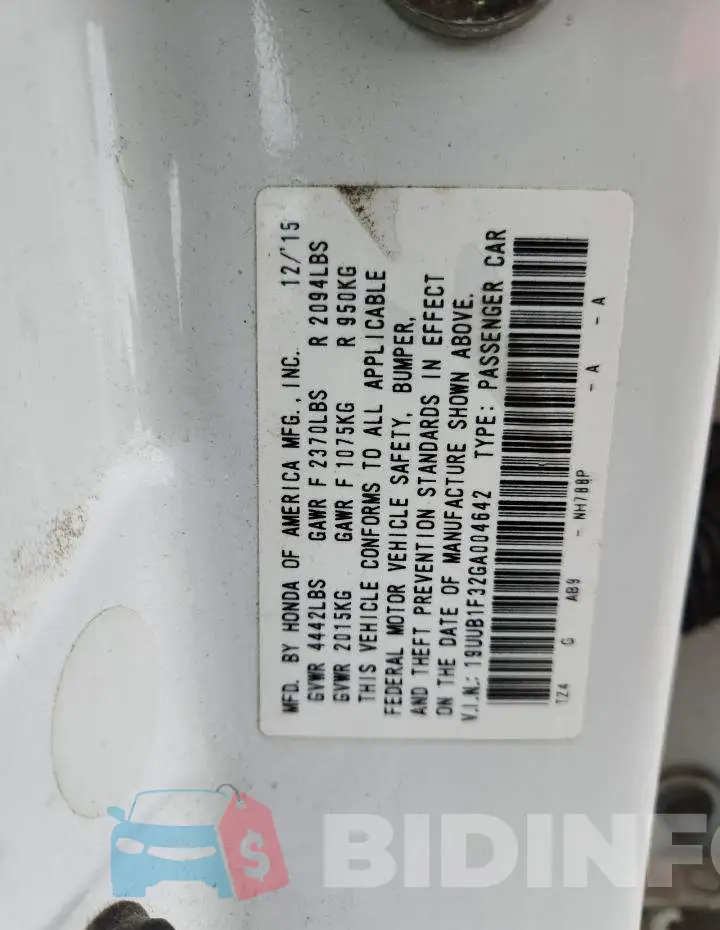 19UUB1F32GA004642 Photo# 12