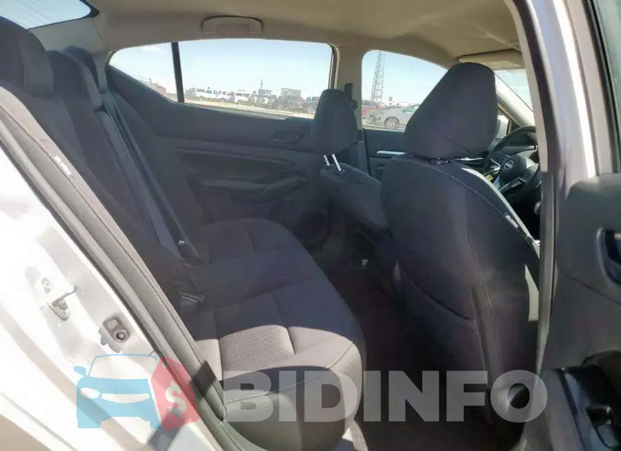 1N4BL4DVXPN373157 Photo# 10