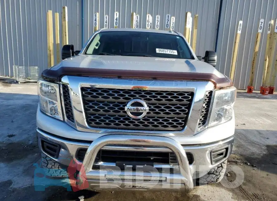 1N6AA1F49JN509605 Photo# 5