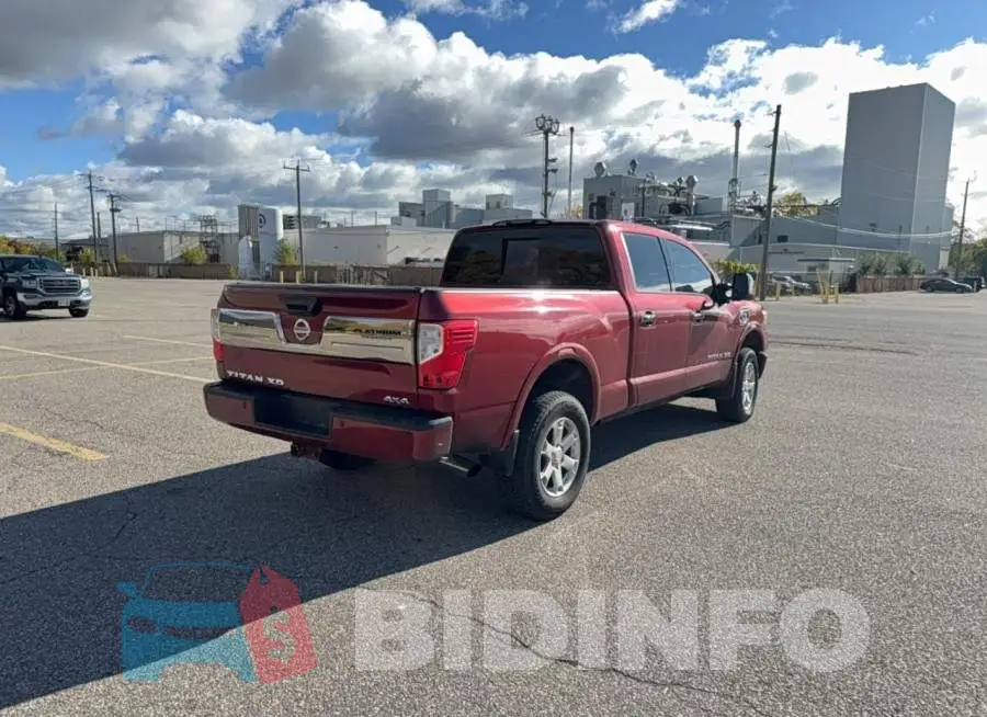 1N6BA1F45GN501899 Photo# 4