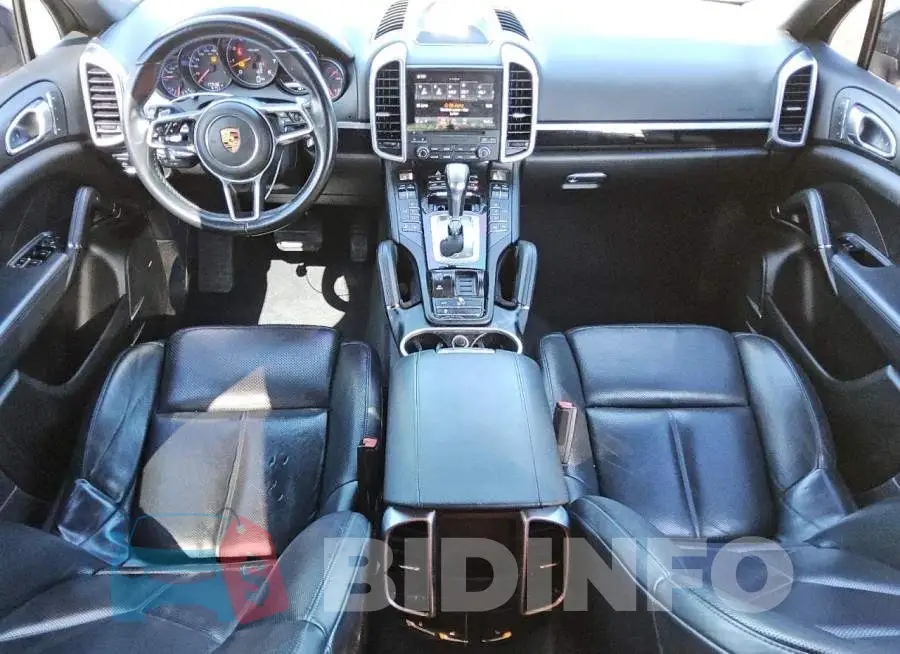 WP1AA2A23HKA80941 Photo# 8