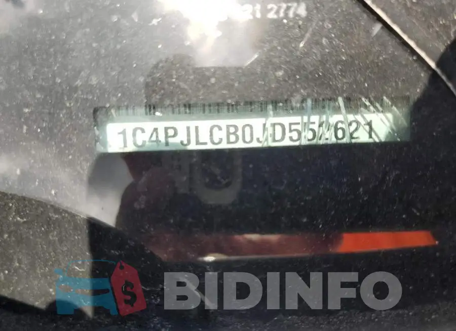 1C4PJLCB0JD552621 Photo# 13