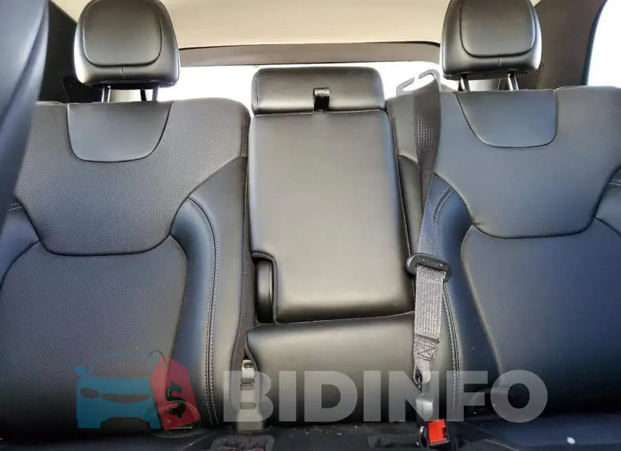 1C4PJMMX4ND542552 Photo# 10
