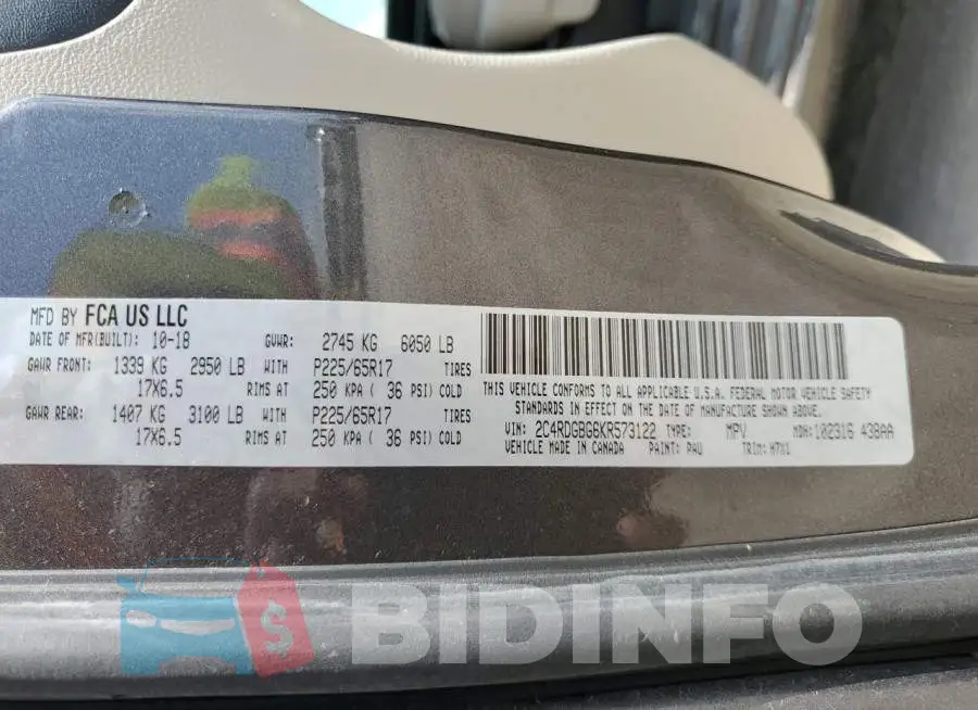 2C4RDGBG6KR573122 Photo# 13