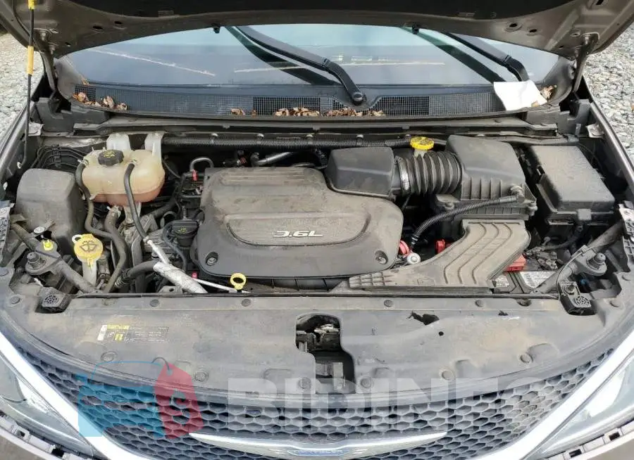 2C4RC1BGXJR153927 Photo# 12