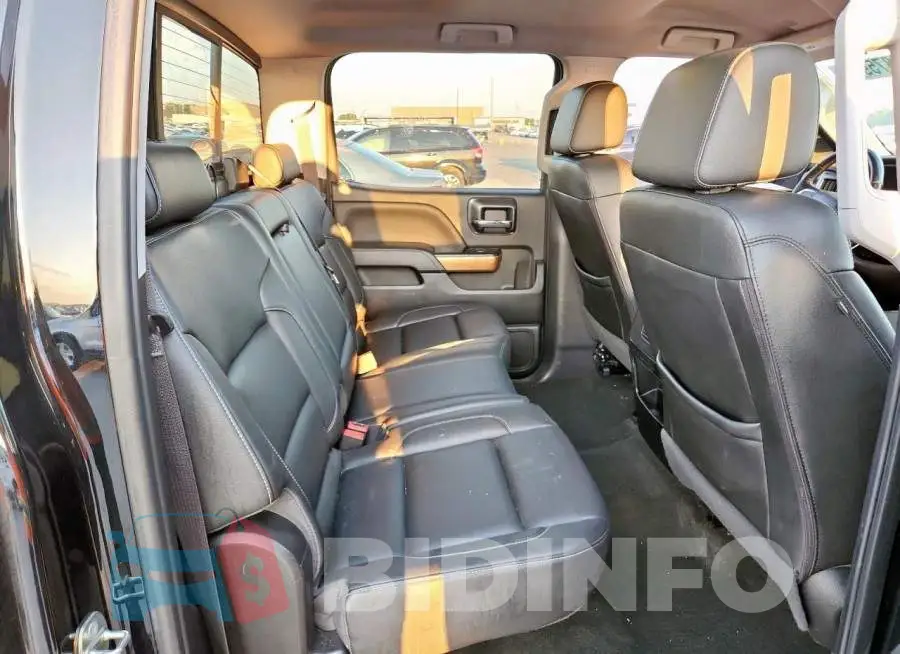 3GCPCSECXJG225835 Photo# 10
