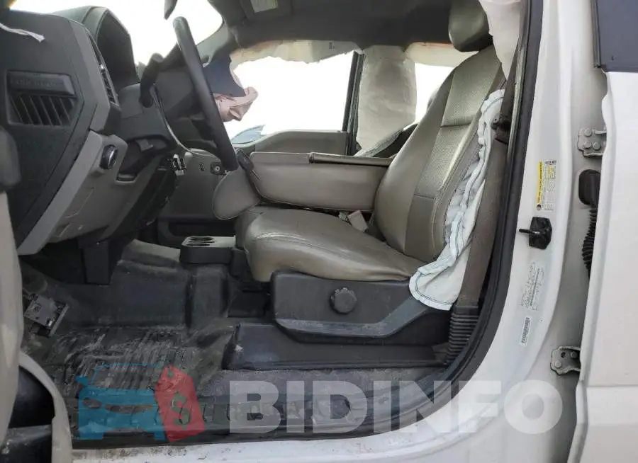 1FT7W2B69KEF52676 Photo# 7