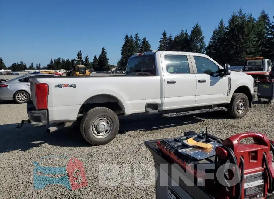 1FT7W2BA6RED74420 Photo# 3