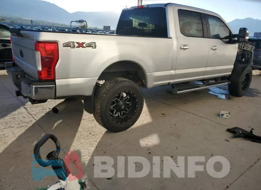 1FT8W3B6XHEE46949 Photo# 3