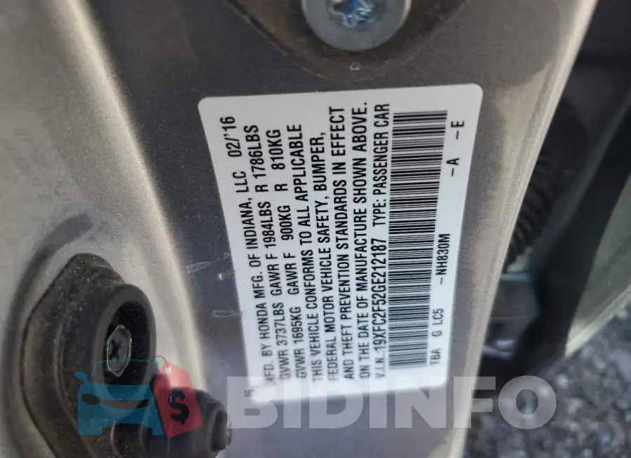 19XFC2F52GE212187 Photo# 12