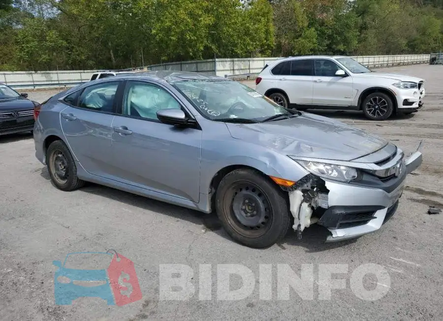 19XFC2F56JE006247 Photo# 4
