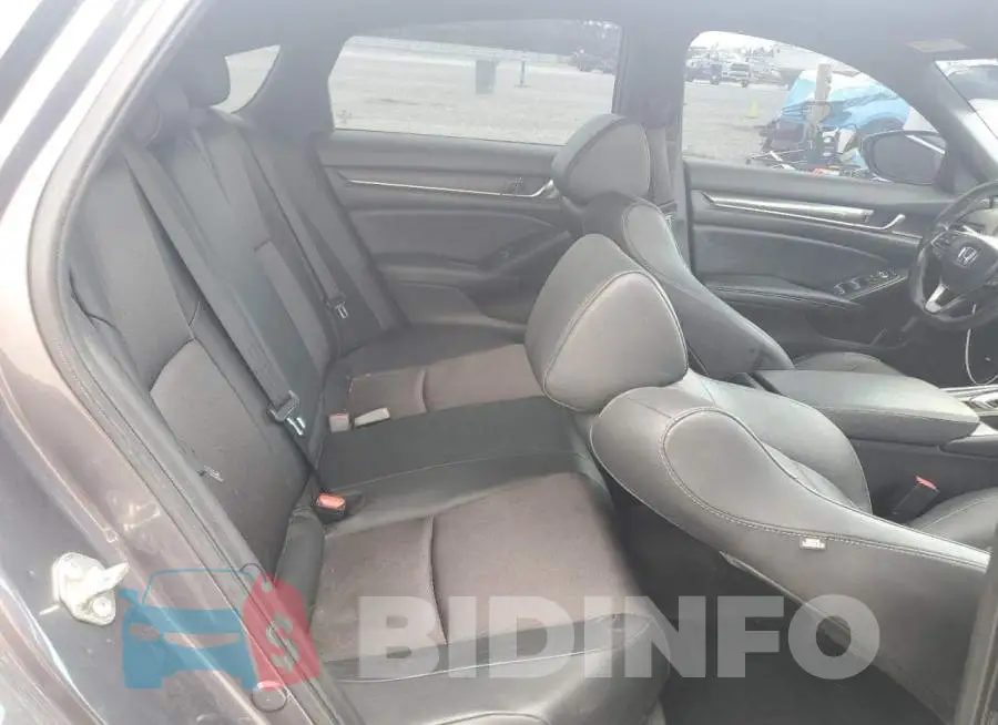 1HGCV1F37LA136812 Photo# 10