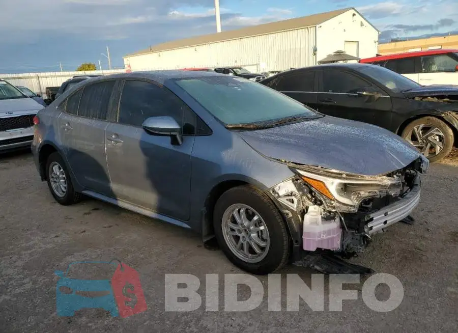 JTDBCMFE8S3097234 Photo# 4