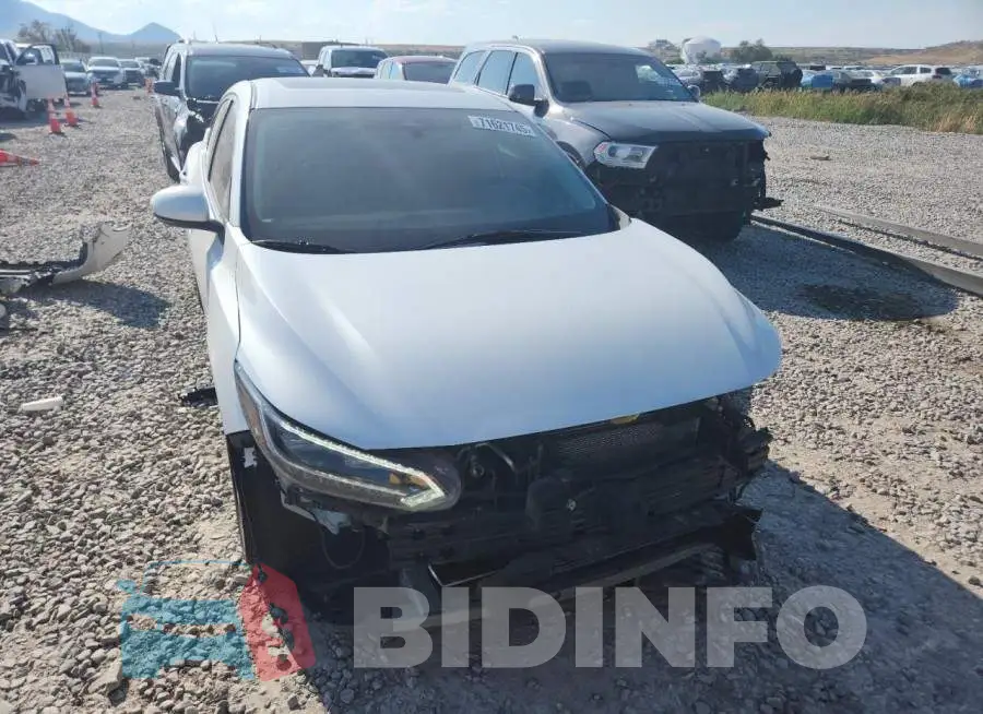 3N1AB8CV1LY270825 Photo# 5