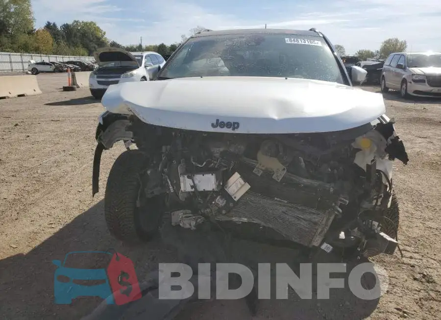 3C4NJDCB4LT157822 Photo# 5