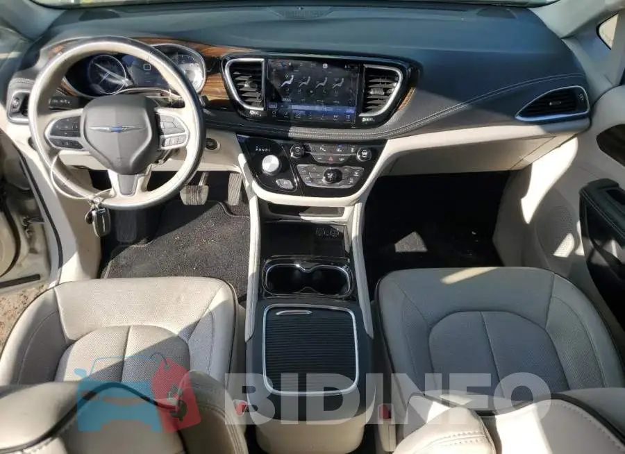 2C4RC3GG8MR599924 Photo# 8