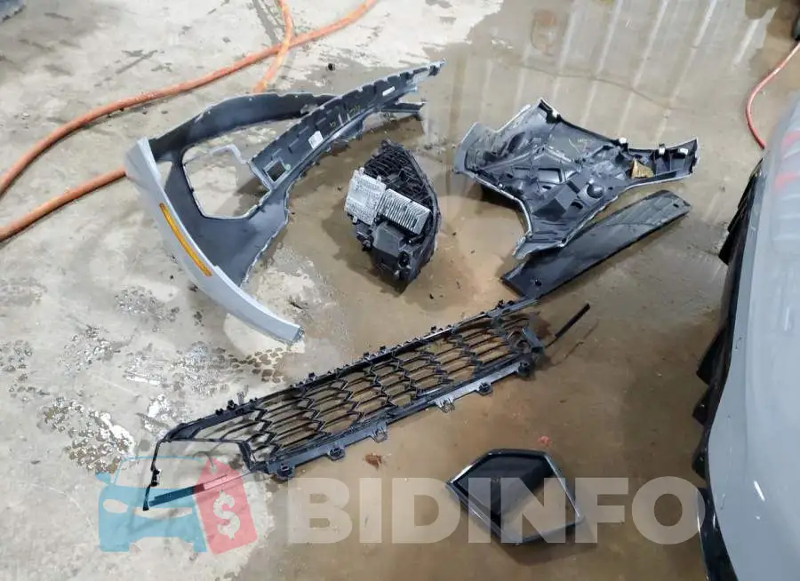 3MW49FF01R8D83416 Photo# 12