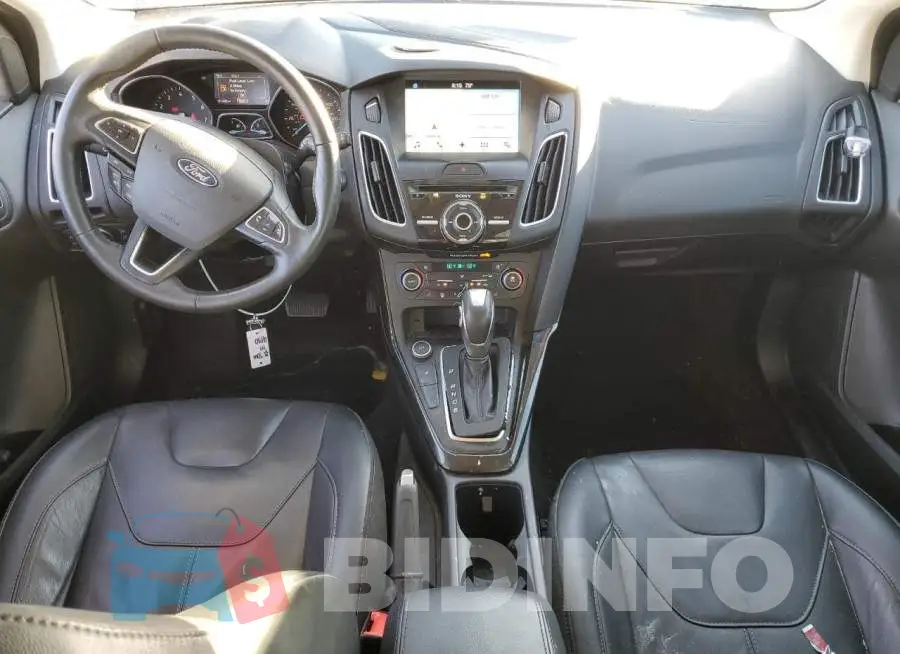 1FADP3N26HL345784 Photo# 8