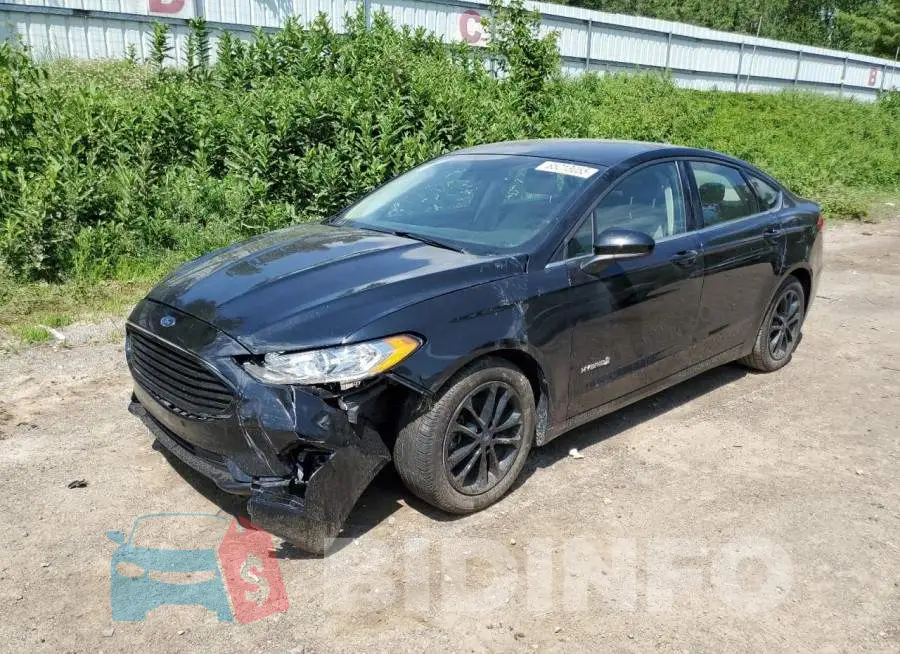 3FA6P0LU9KR197005 Photo# 1
