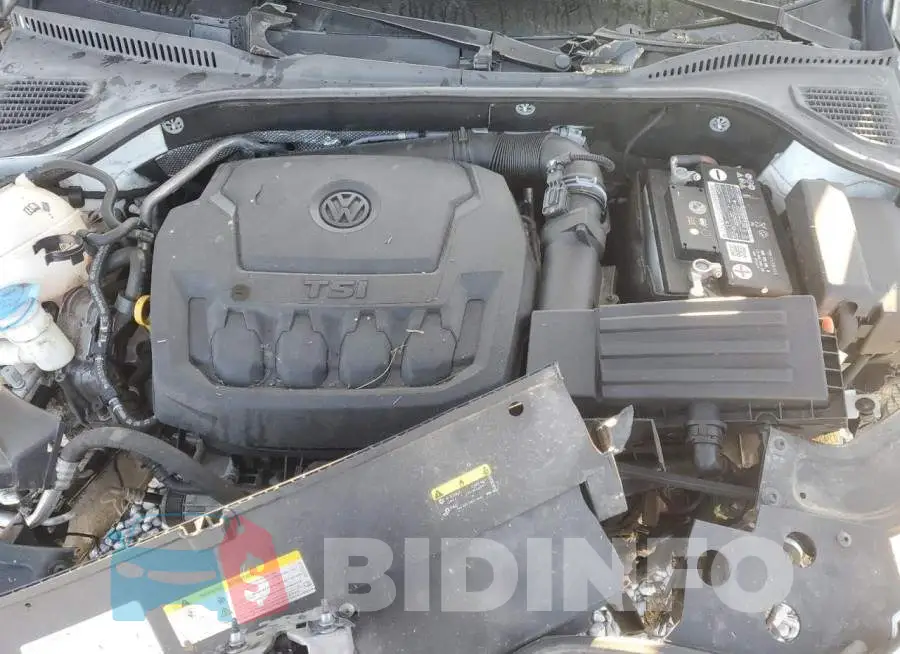 1VWSA7A38MC010025 Photo# 11