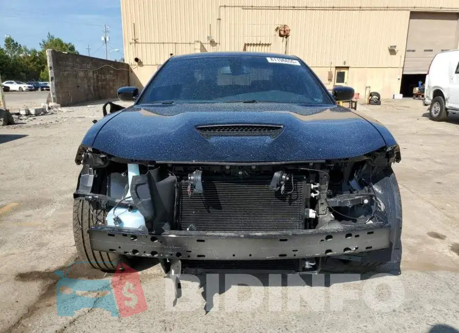 2C3CDXCT8PH685049 Photo# 5