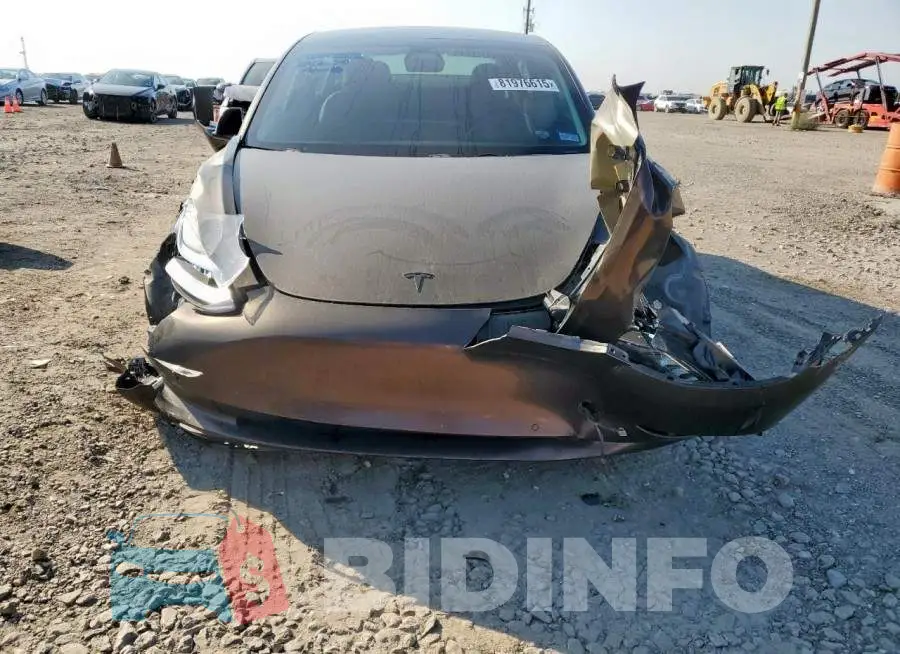 5YJ3E1EB2KF543126 Photo# 5