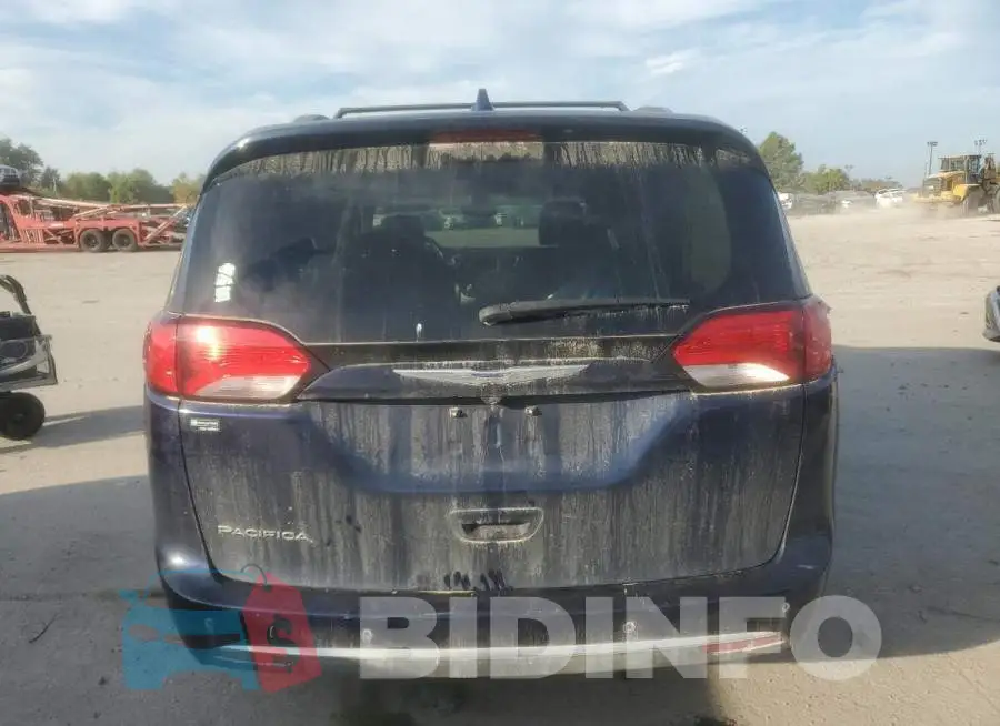 2C4RC1BG3LR172967 Photo# 6
