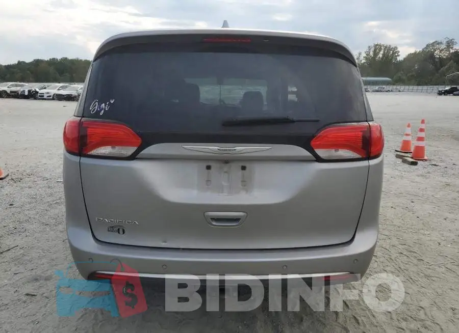 2C4RC1EG7HR622767 Photo# 6