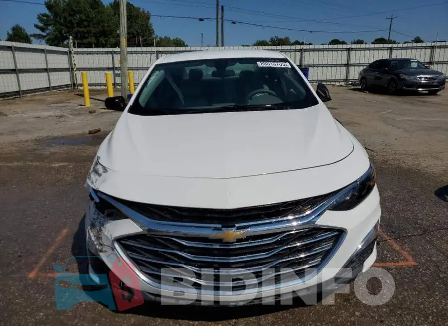 1G1ZB5ST3LF130838 Photo# 5