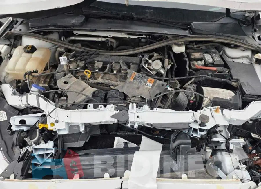 1FADP3F2XJL327521 Photo# 7