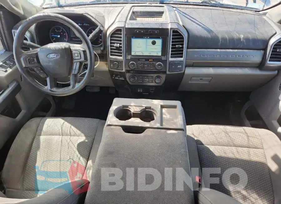 1FT7W2BT2JEB89383 Photo# 8