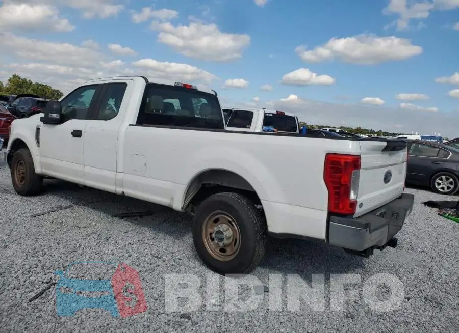 1FT7X2A67KEC53900 Photo# 2
