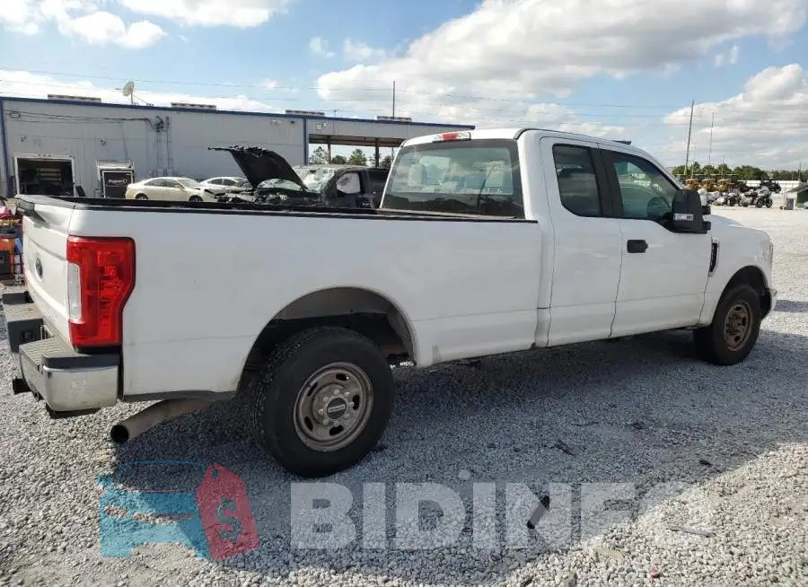1FT7X2A67KEC53900 Photo# 3