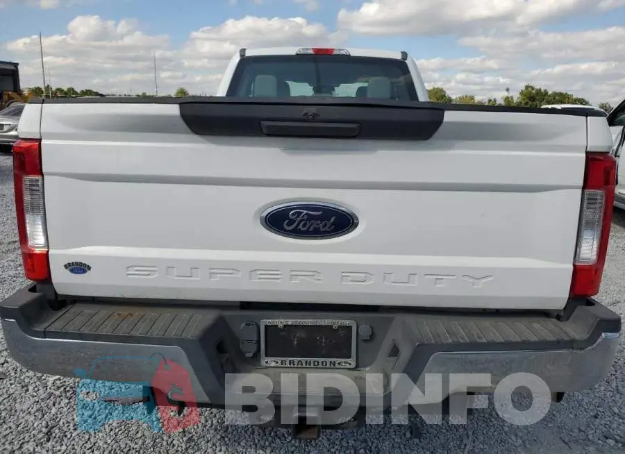 1FT7X2A67KEC53900 Photo# 6