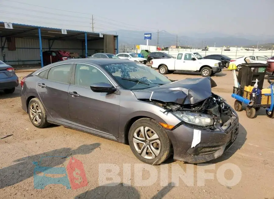 19XFC2F52HE017160 Photo# 4